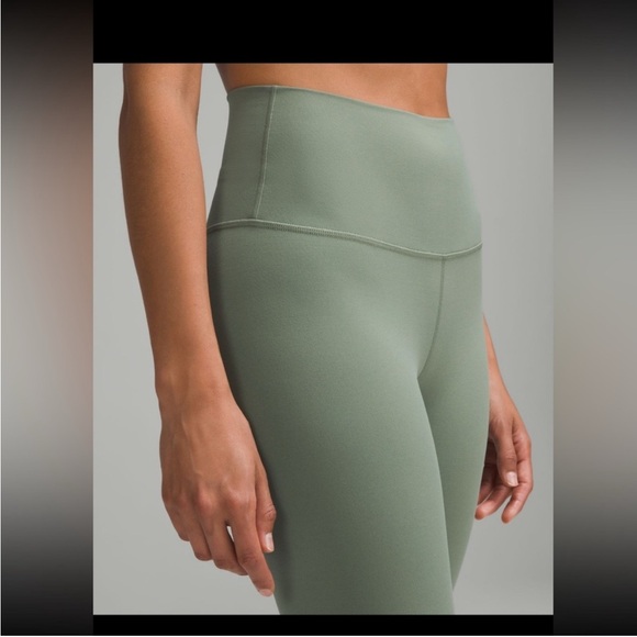 LULULEMON NWT Align™ High-Rise 25" leggings. Size 14. Green eucalyptus l. - Picture 4 of 7